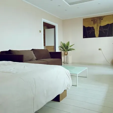 Lido Apartment